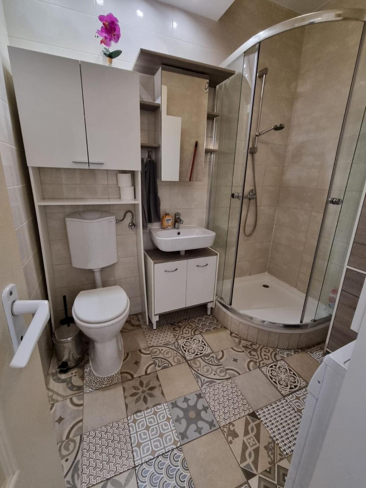Cozy Family Apartment In ブダペスト エクステリア 写真
